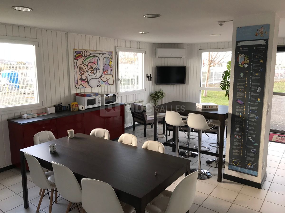 Salle commune pour détente et café