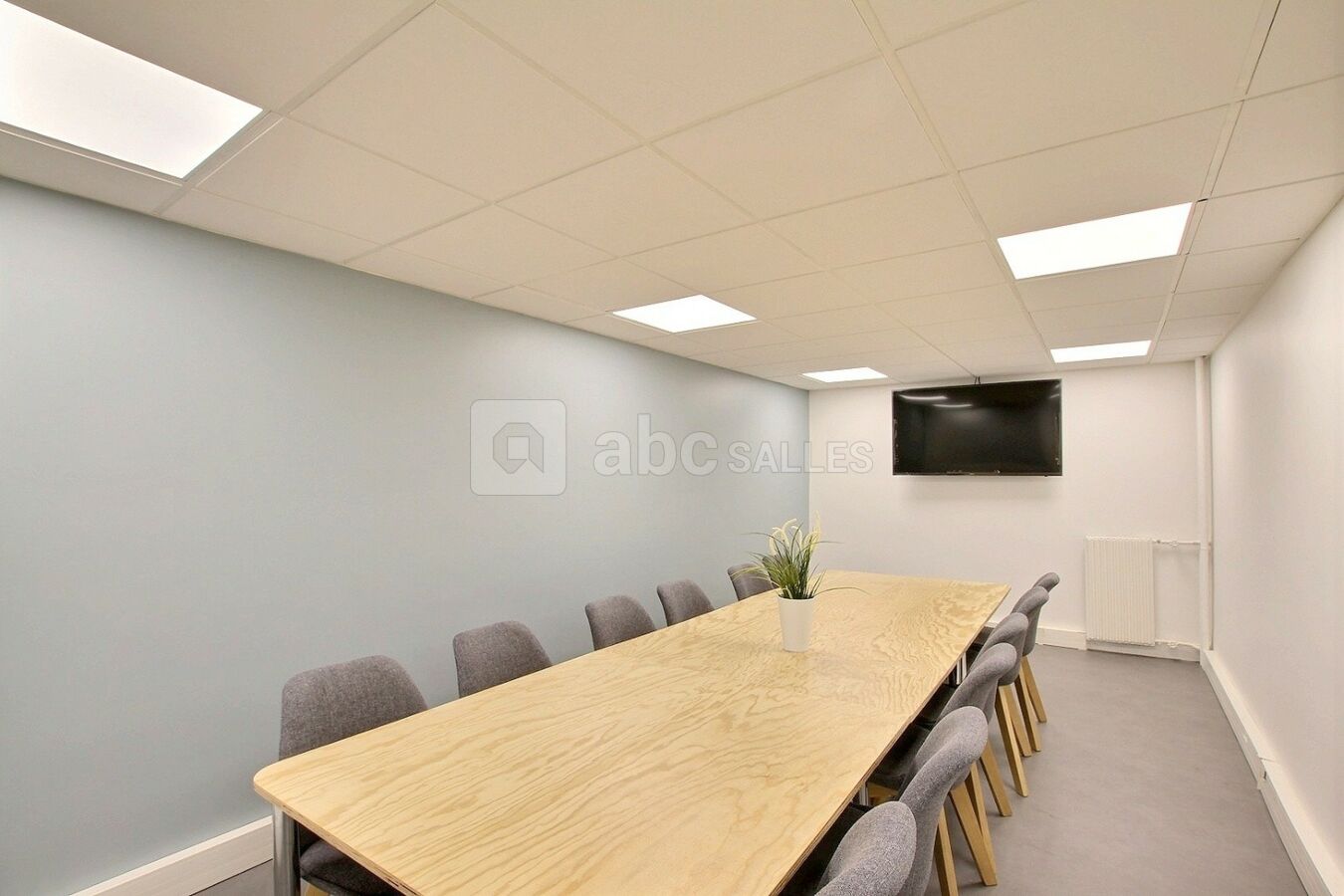 Grande salle de réunion