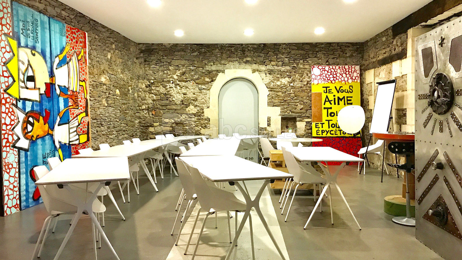 White & Metal Corner