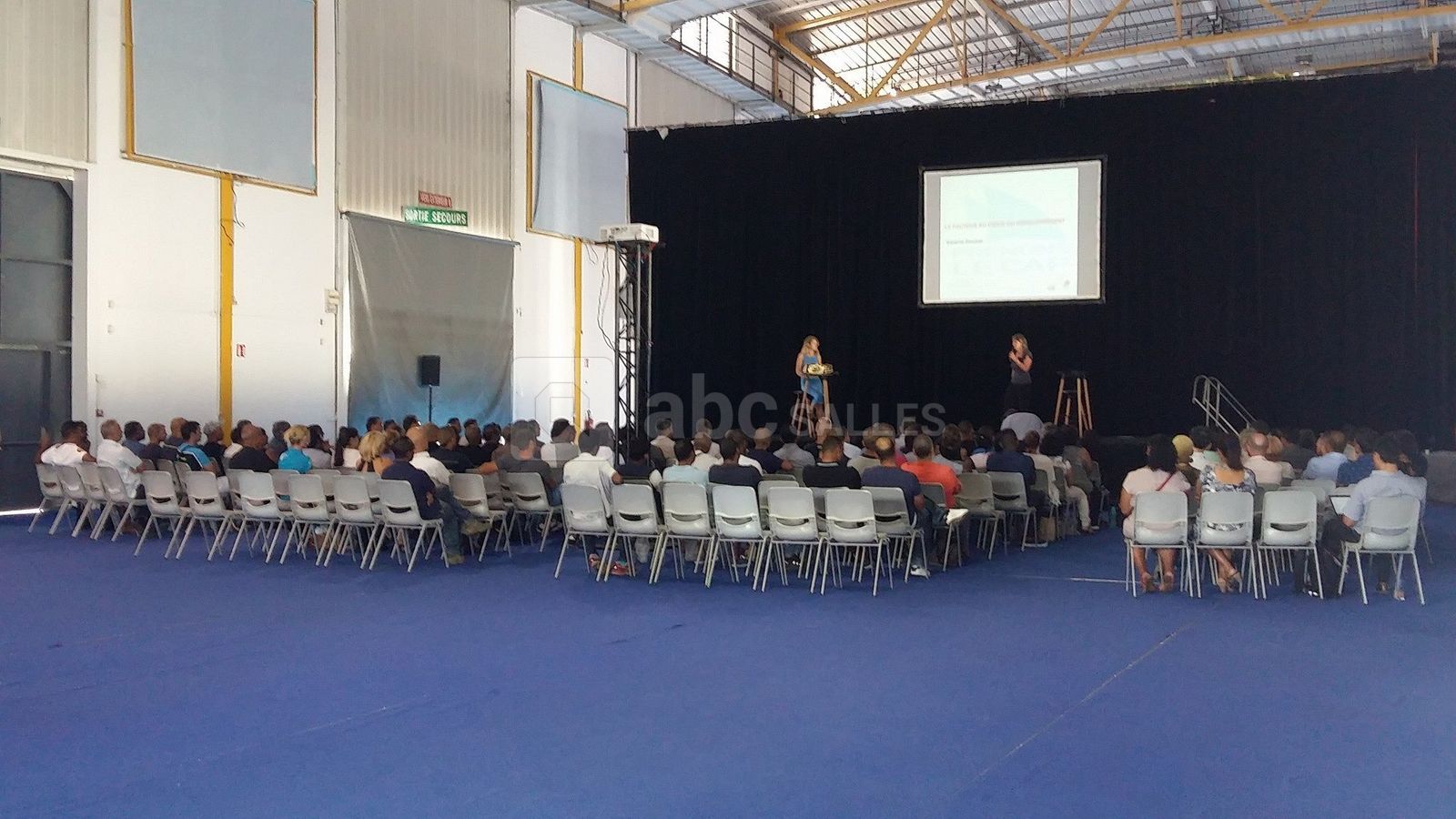 Halle des Manifestations