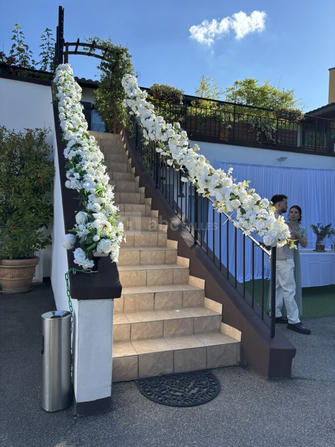 Décoration florale escaliers