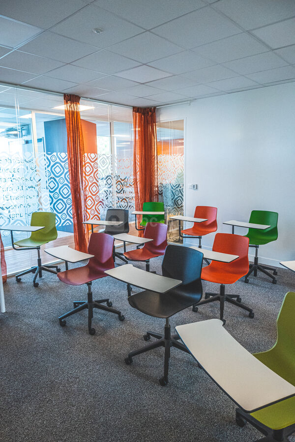 Salle colorée