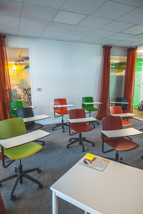 Salle colorée