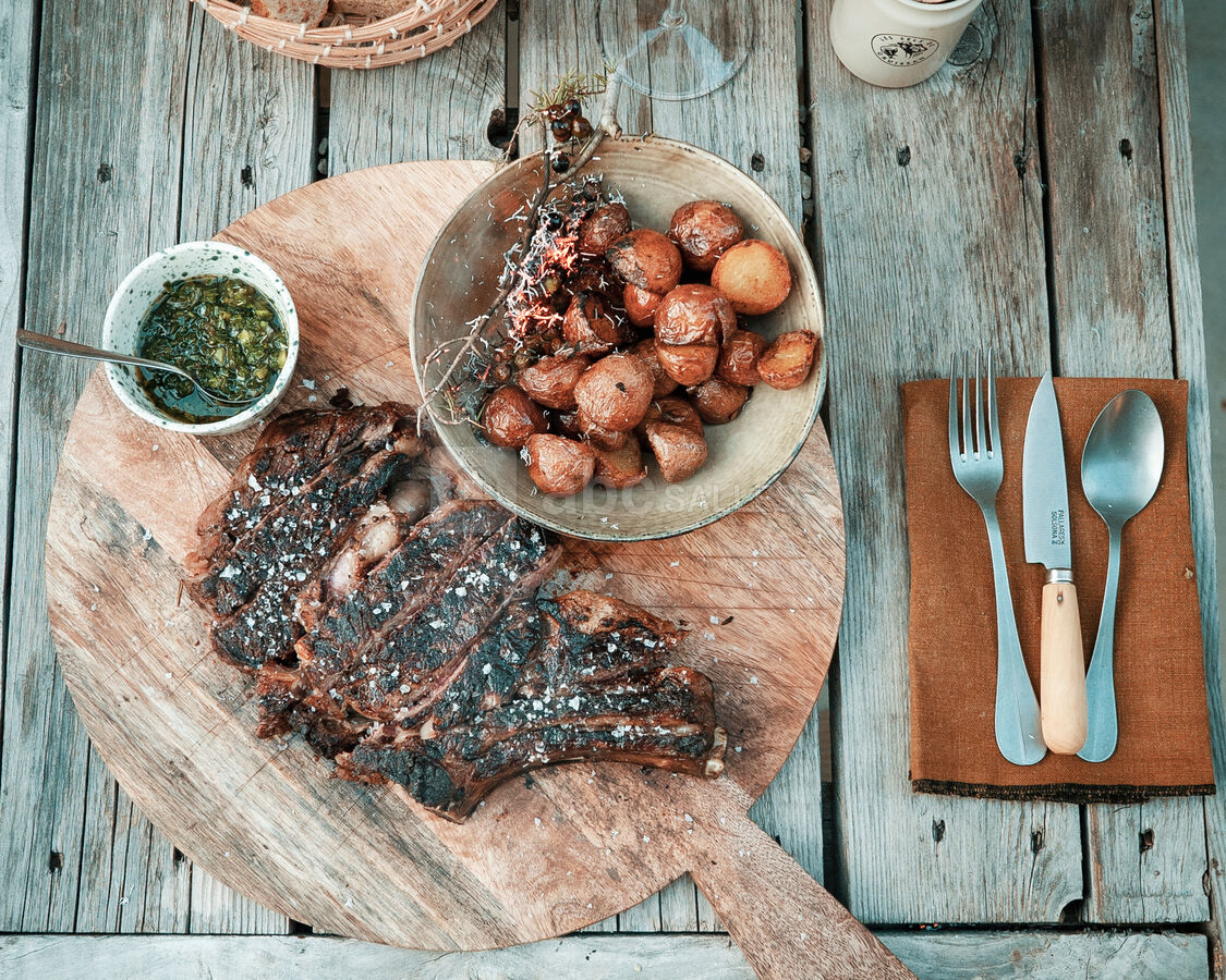 Côte de Bœuf grillée aux sarments de vigne