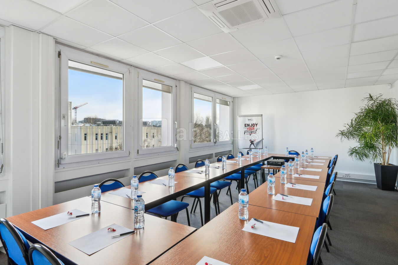 Salle Omicron
