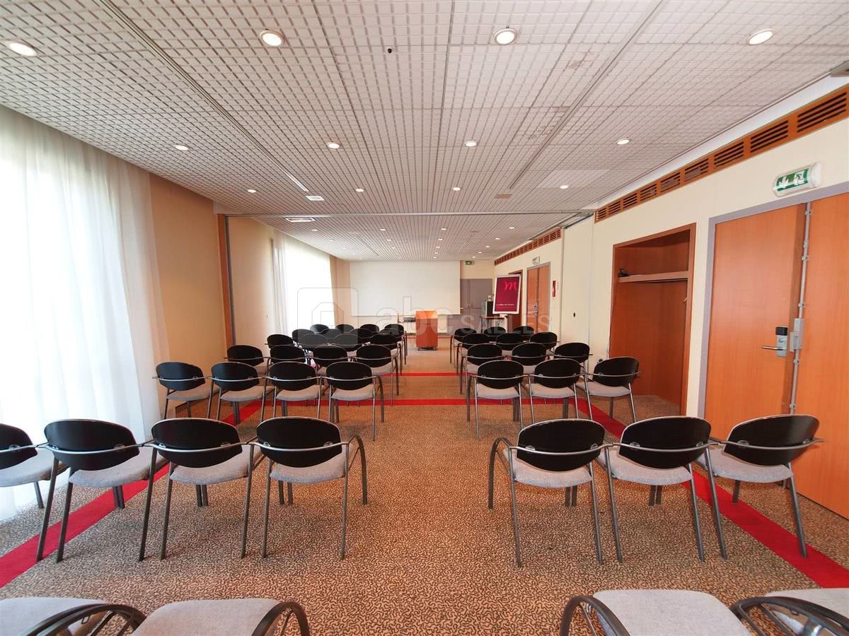 Jusqu'à 110 personnes en théâtre