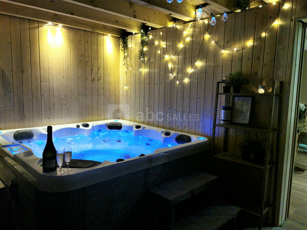 Jacuzzi