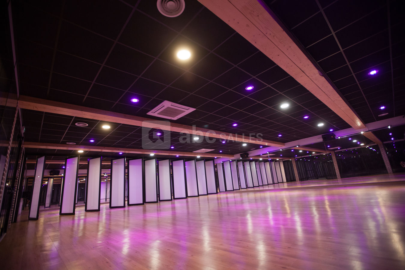 Studio 7 Dance Complexe