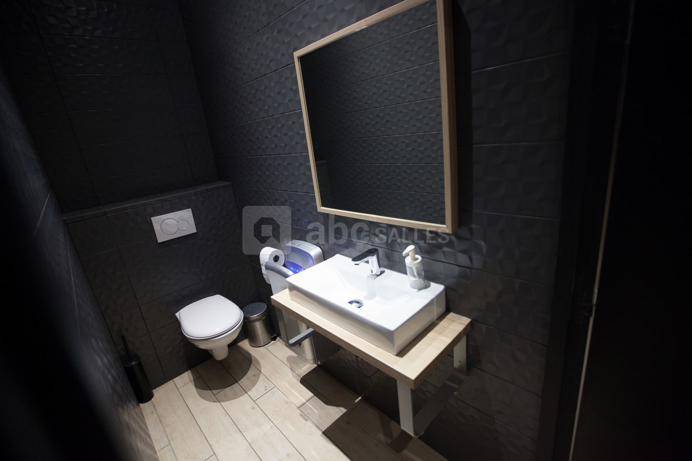 Studio 7 Dance Complexe