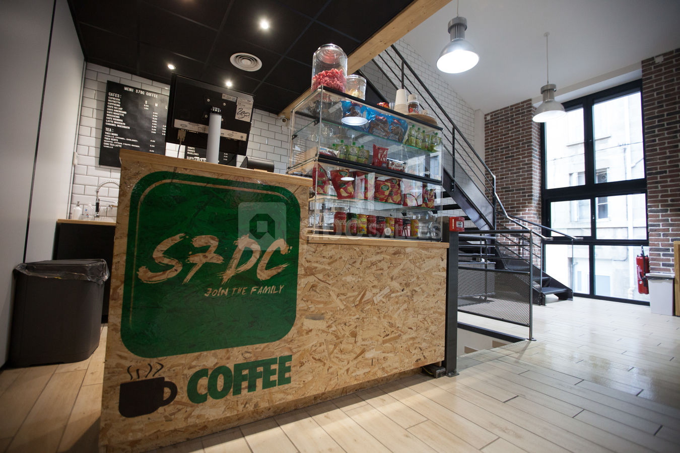 Studio 7 Dance Complexe