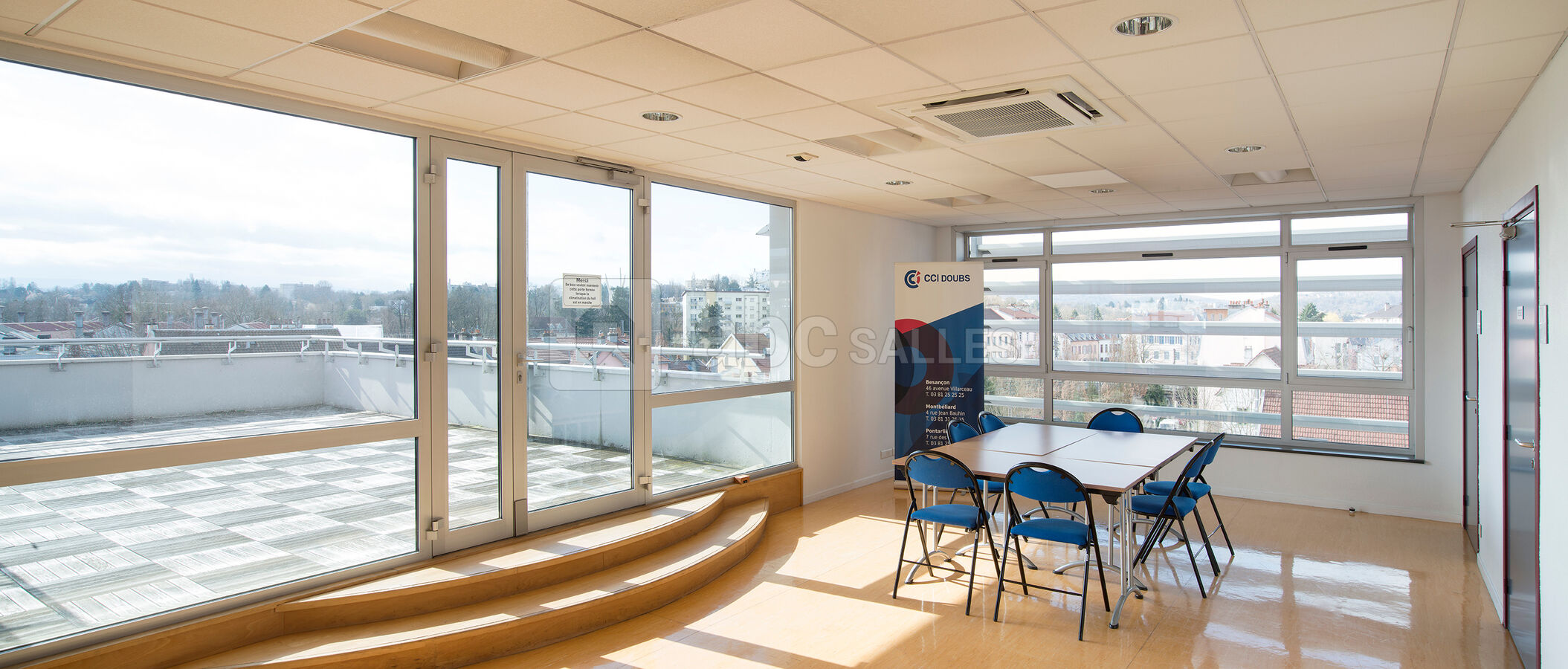 Hall Lou Blazer - espace de convivialité | Montbéliard