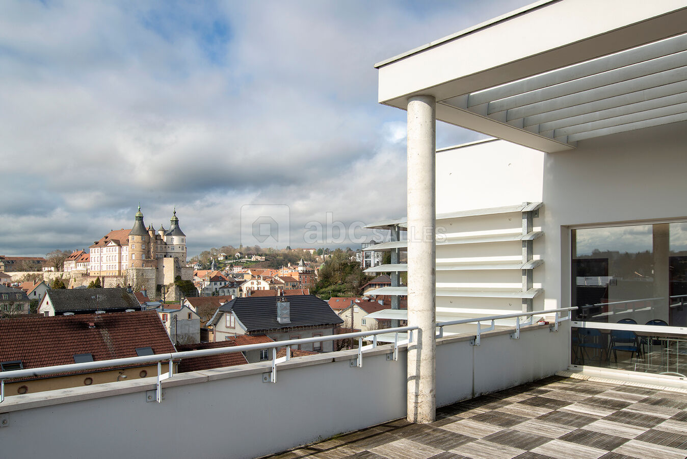 Hall Lou Blazer - Espace de convivialité + Terrasse - Montbéliard