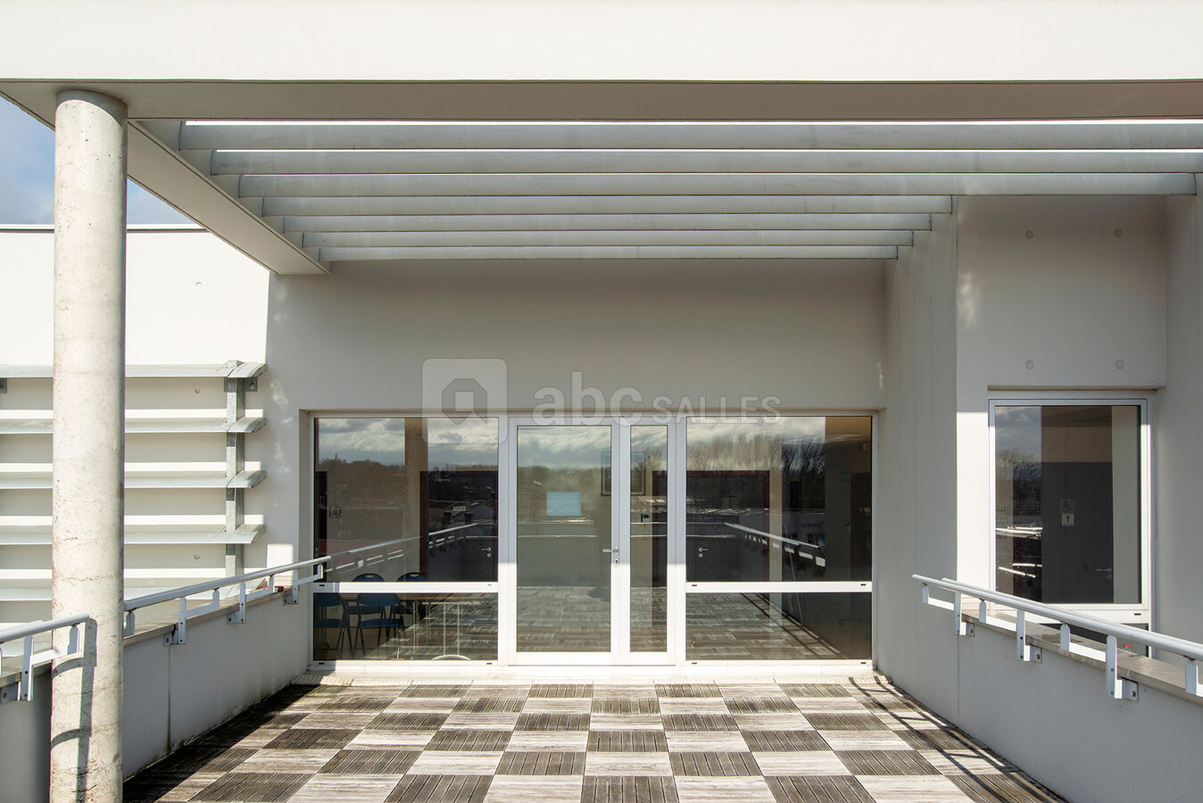 Hall Lou Blazer - Espace de convivialité + Terrasse - Montbéliard