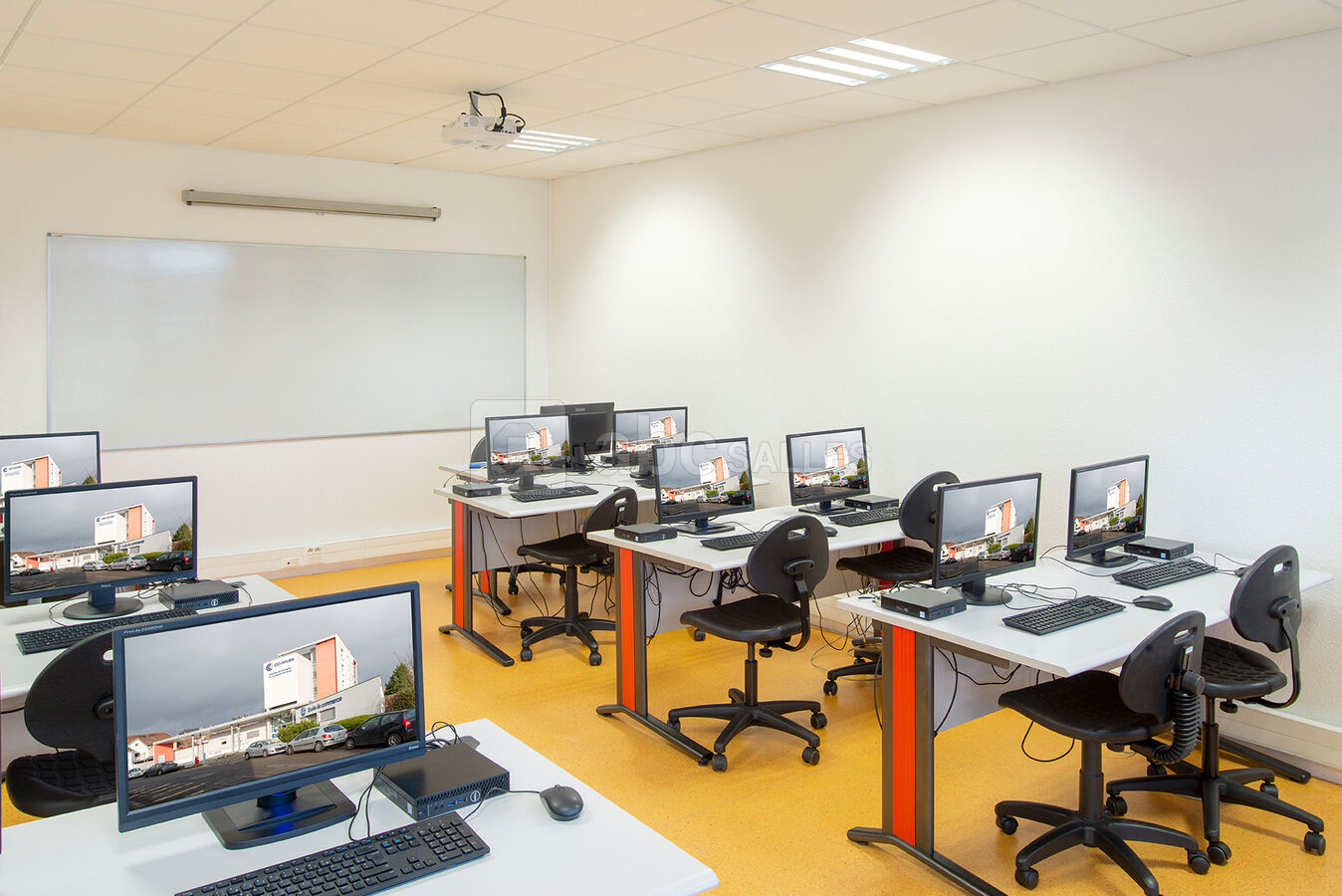 Salle informatique Jean Messagier | Montbéliard
