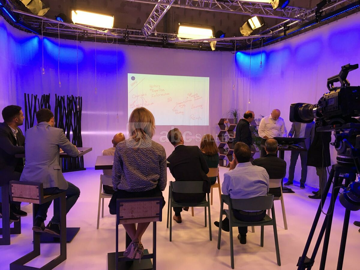 STUDIO 10 MODE SEMINAIRE