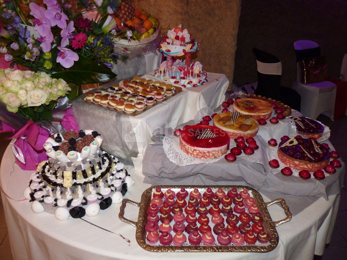 Buffet desserts