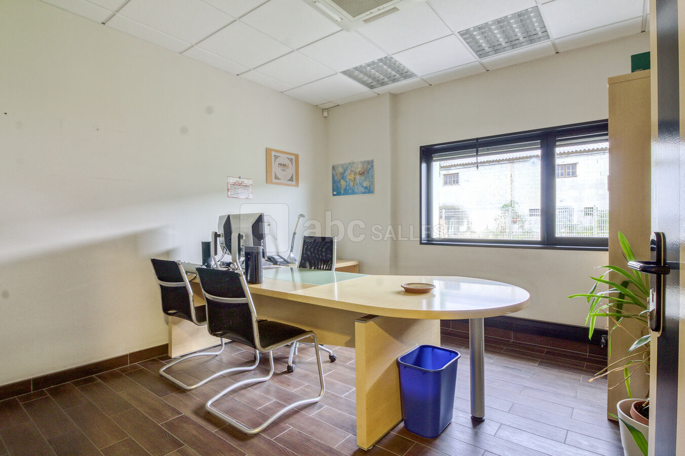 Bureau14