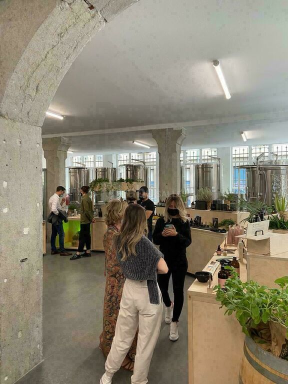 FORMAT SHOWROOM