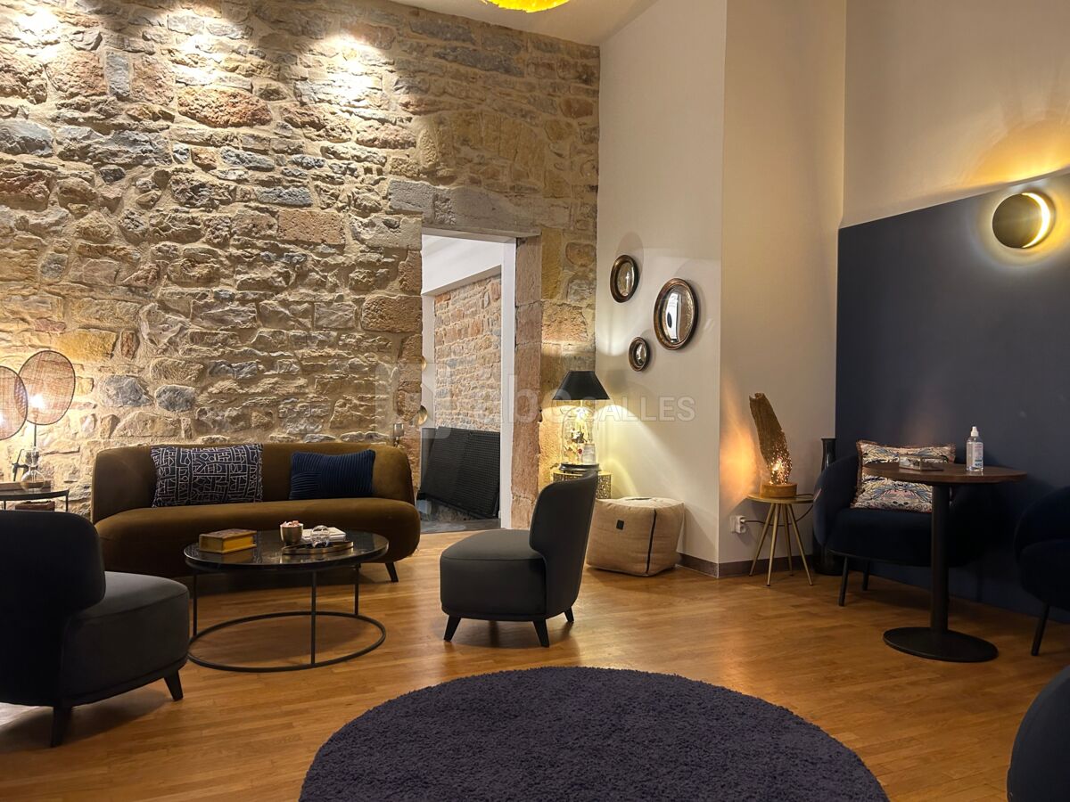 Salon
