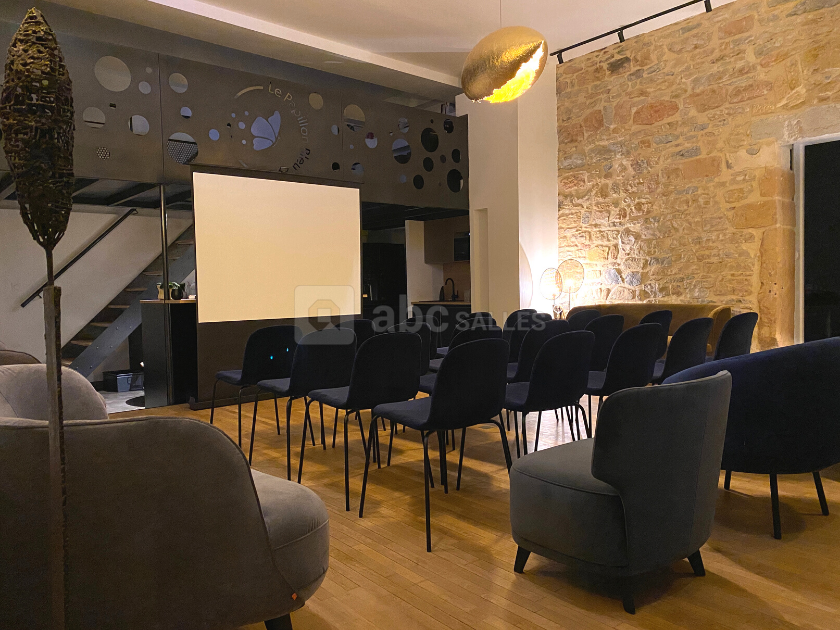 Salon