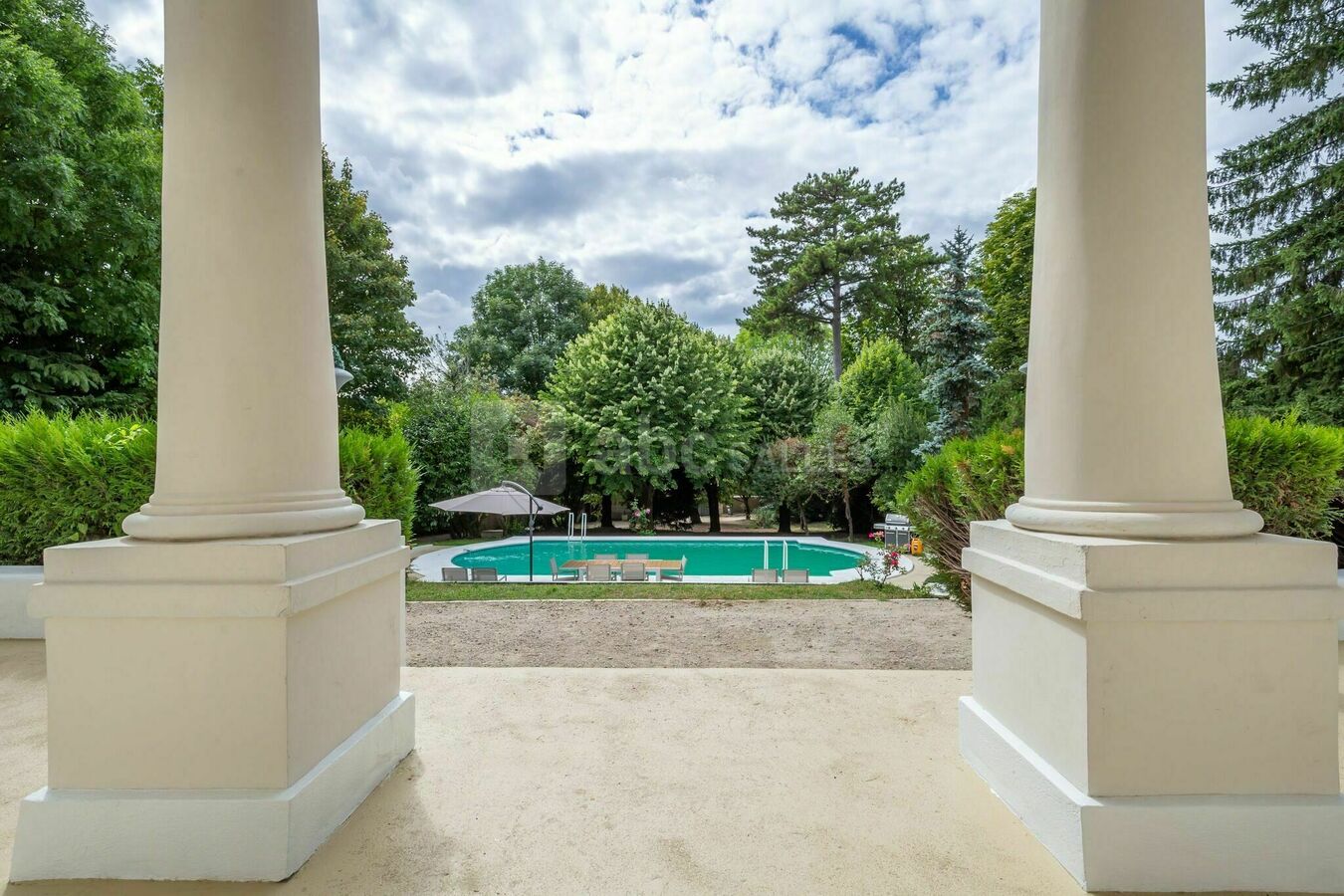 Villa PrivateLodge Chennevières