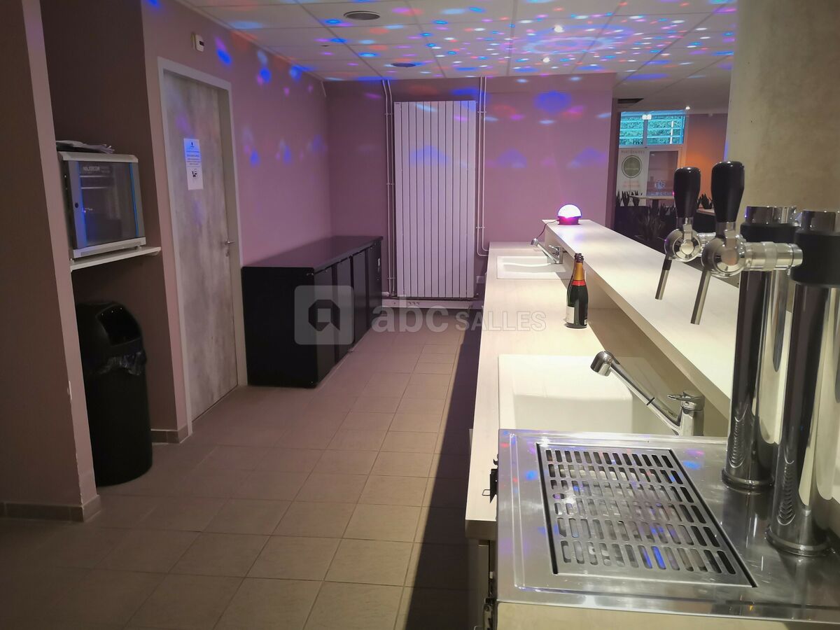 Salon CA - Bar 1/2