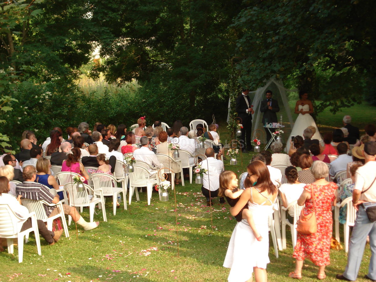 Mariage dans le parc