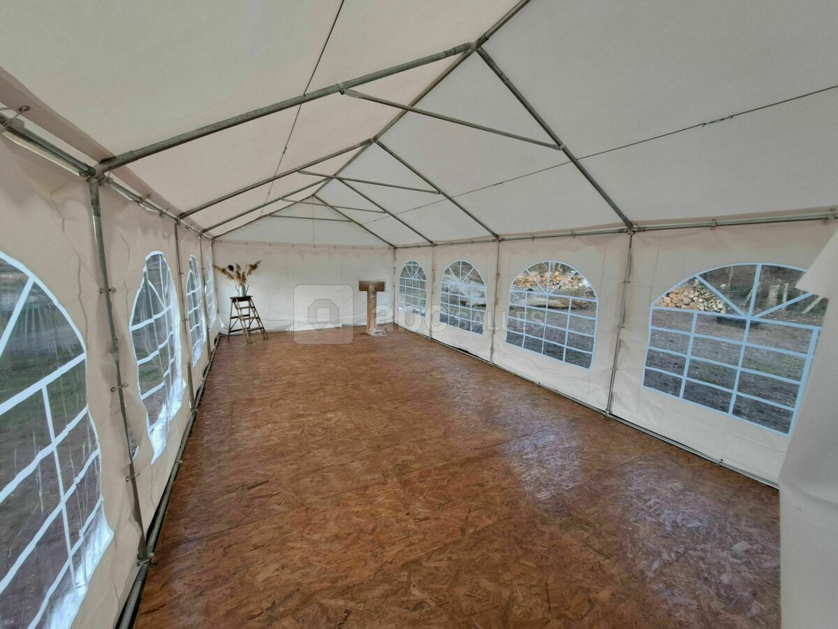 INTERIEUR BARNUM DE RECEPTION (60 personnes)