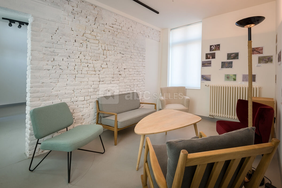 Salon cosy de la salle de séminaire