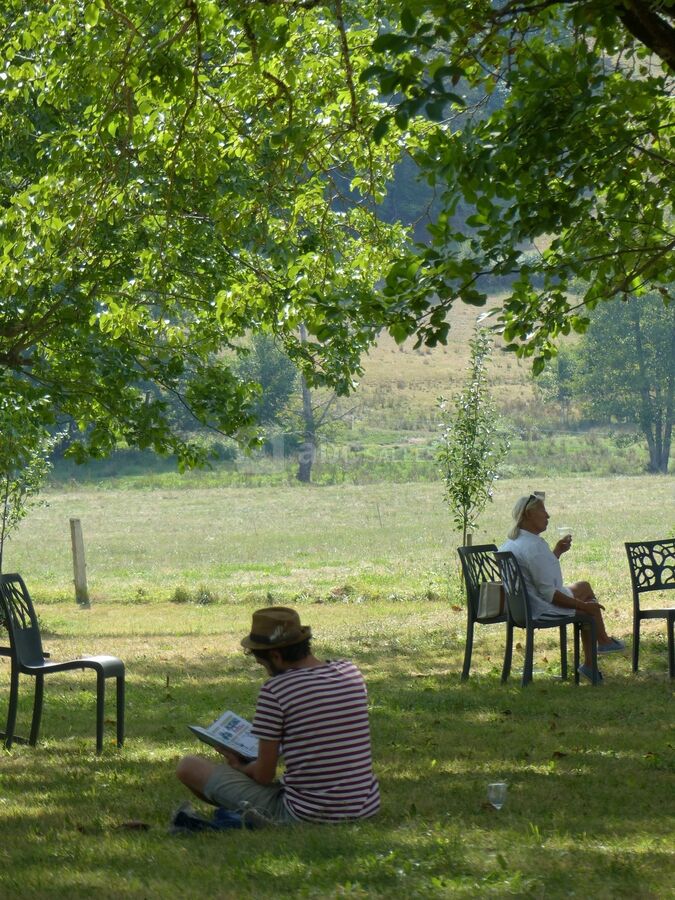 Moment de détente dans le parc