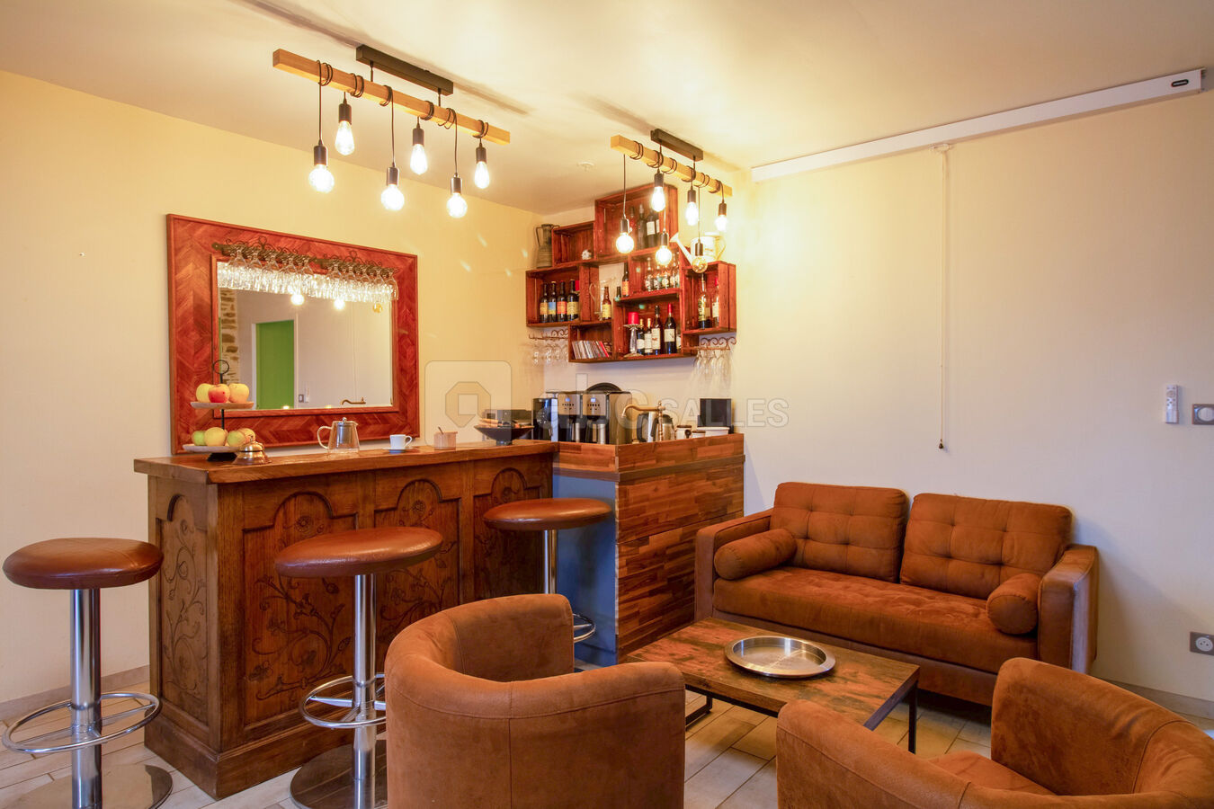 Coin bar