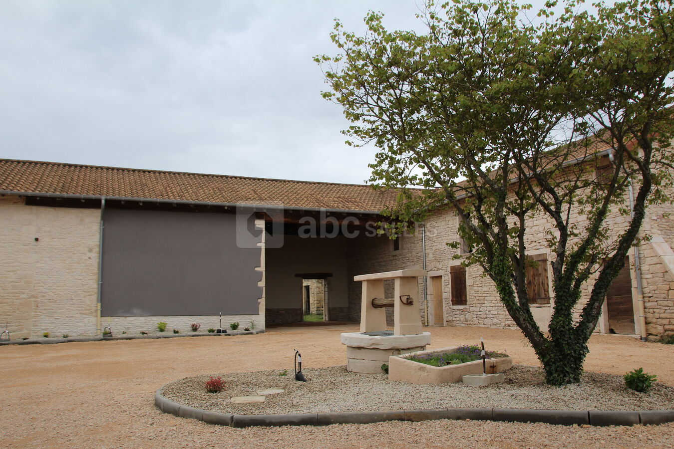 Vue cour