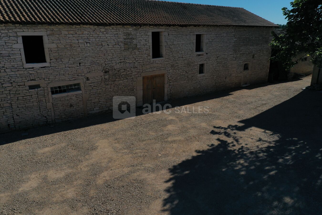 Vue cour écuries