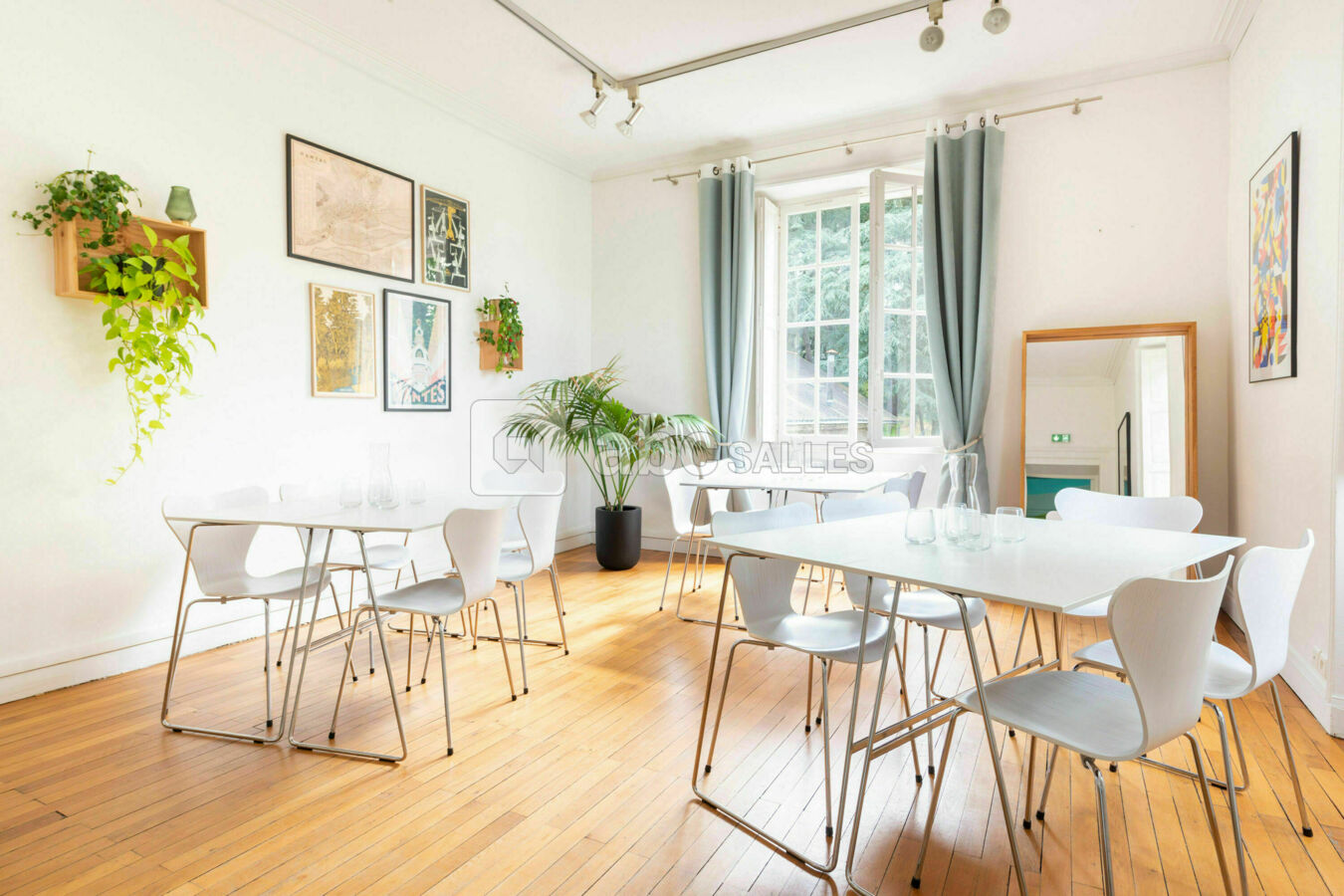 Manoir de Procé - Salon à l'étage - Configuration îlots