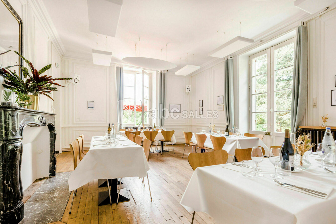 Manoir de Procé - Grande salle de restaurant - Configuration repas assis