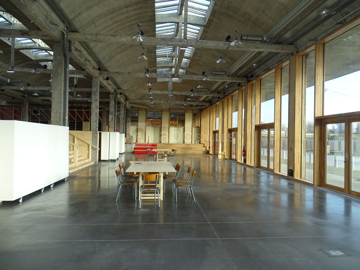 LES HALLES