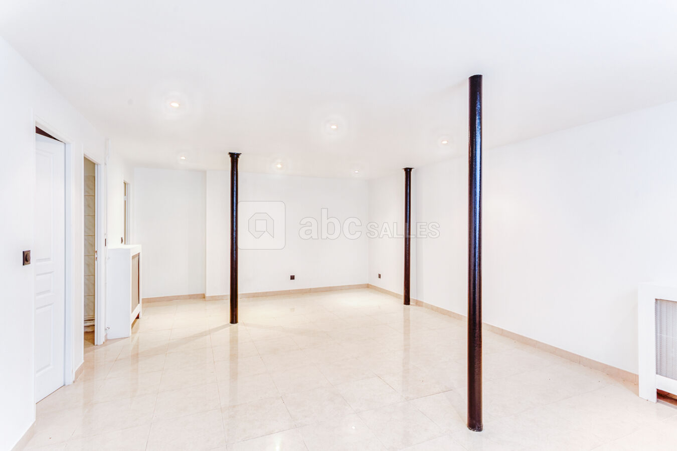 Espace N -1 bureau - loge - stockage