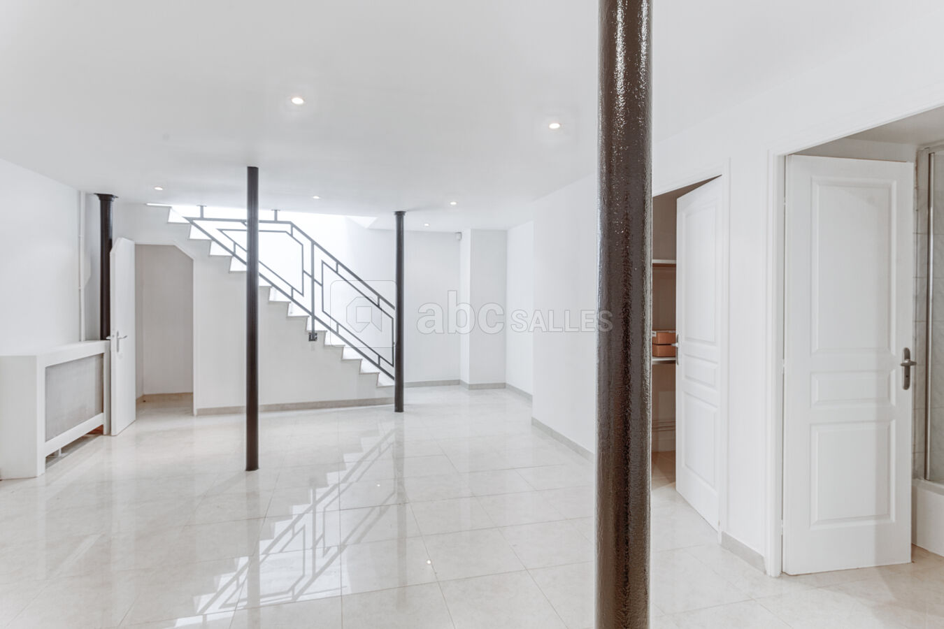 Espace N -1 bureau - loge - stockage
