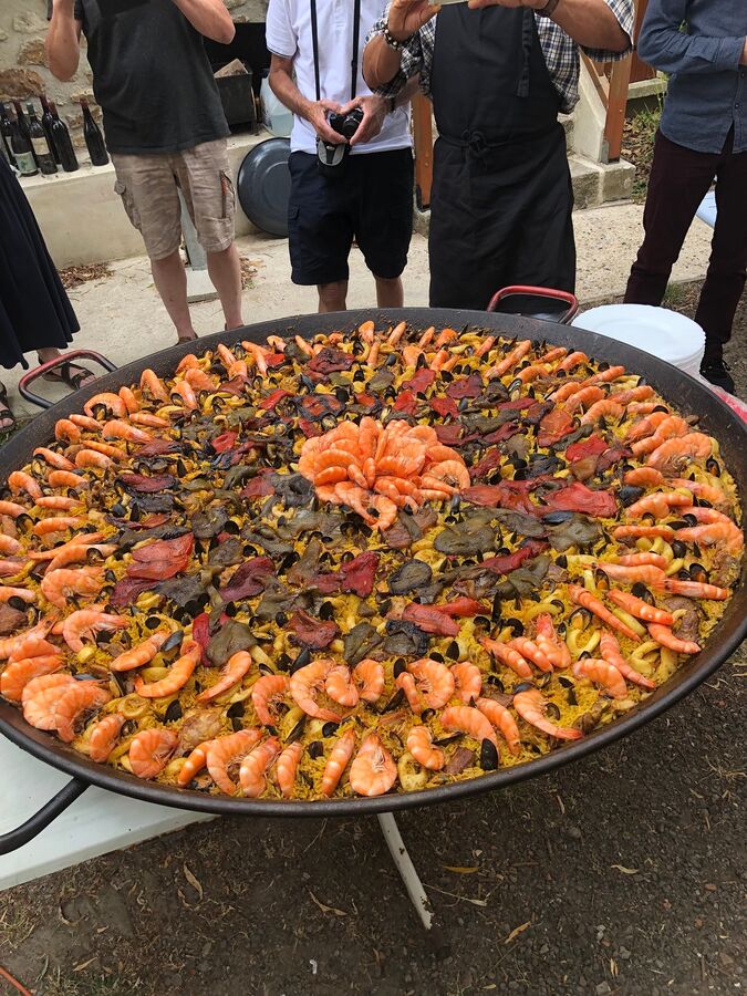 Paella feu de bois