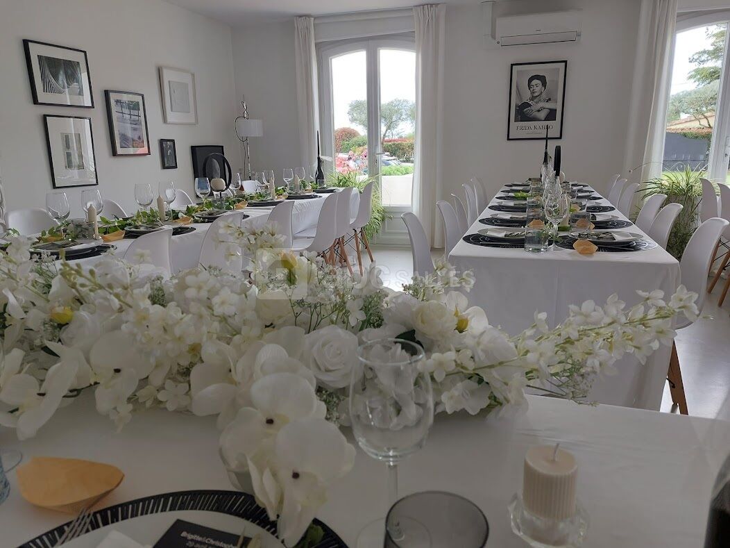 Mariage dans le villa