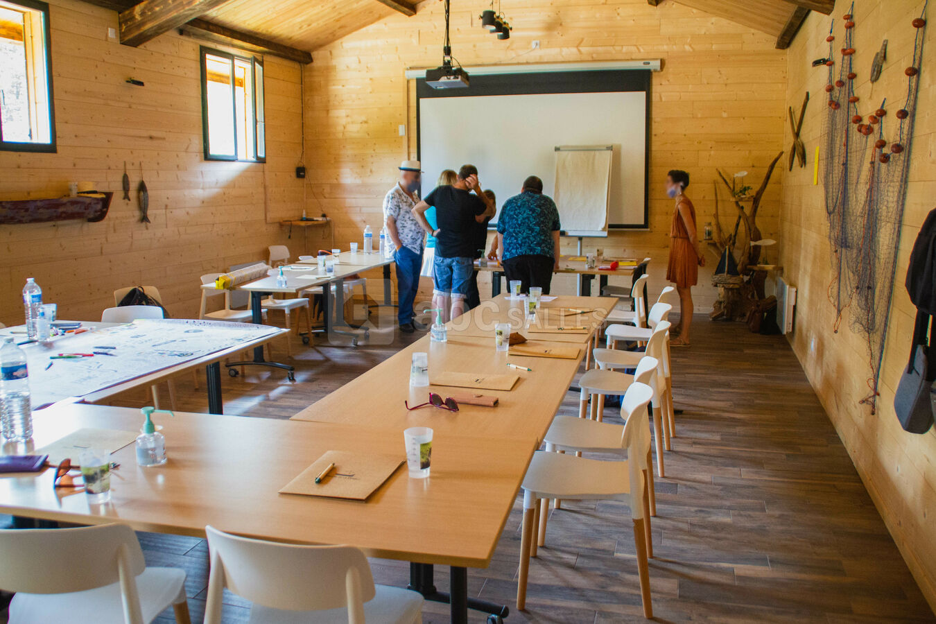 Salle Etang en pleine activité