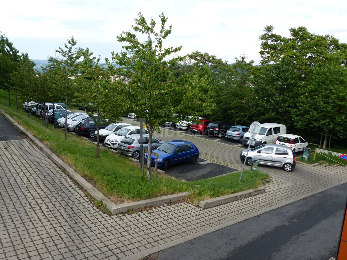 Parking de Cis Clairvivre-Wogenscky