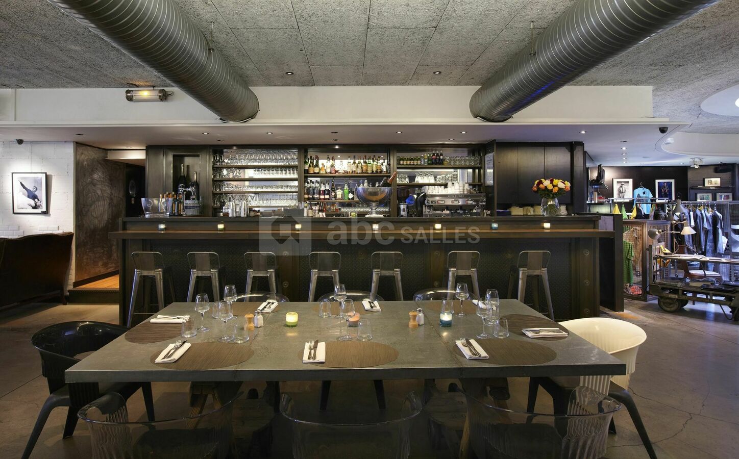 Bar