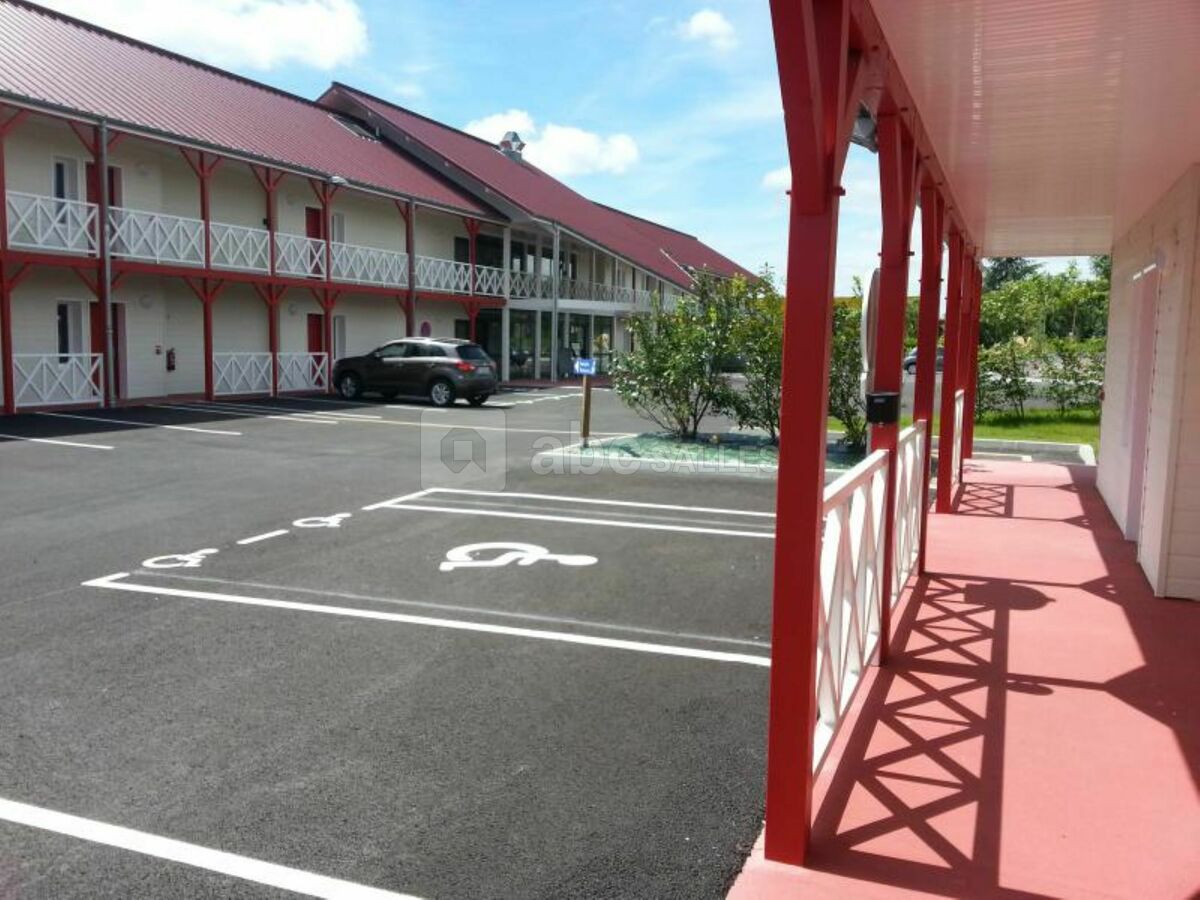 Accès au parking de l'hôtel