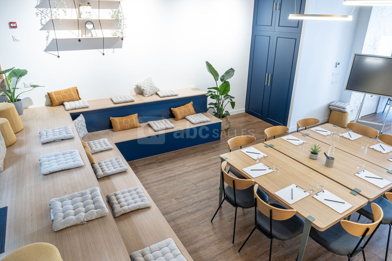 Salle de réunion et de travail