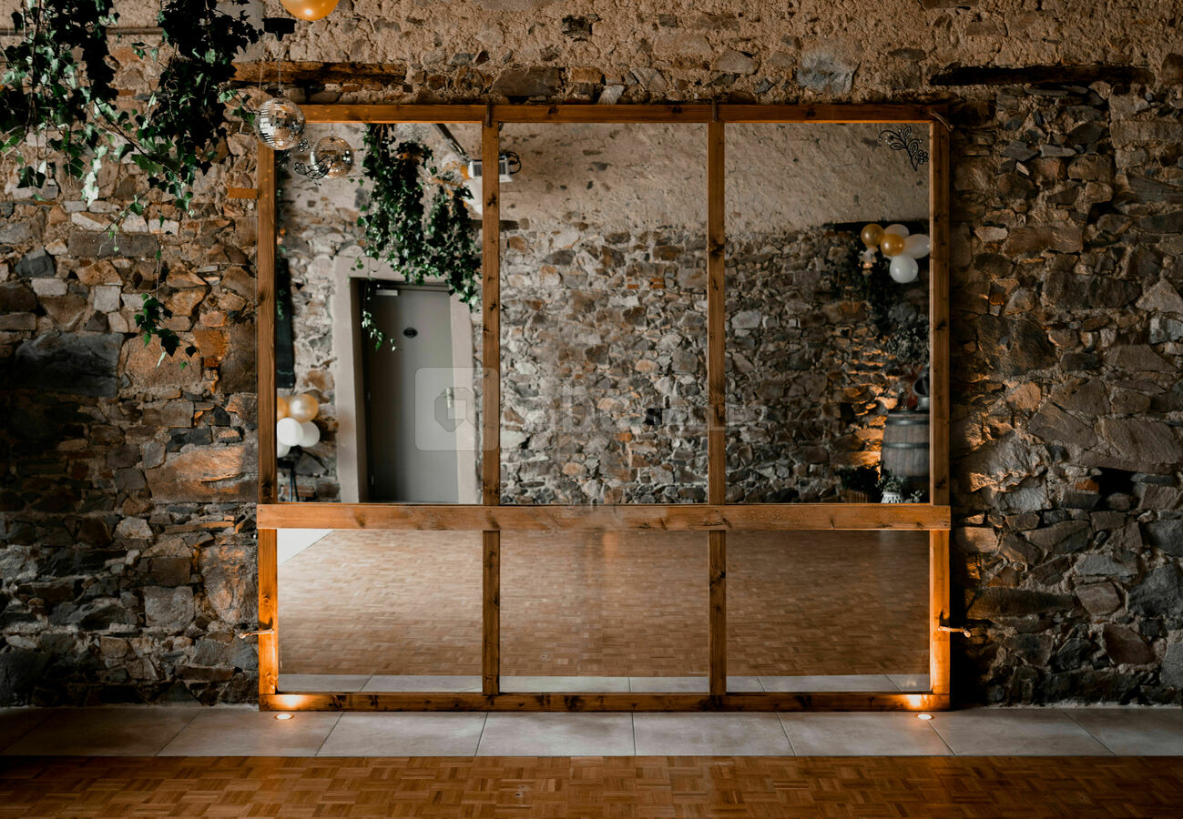 Miroir et piste de danse
