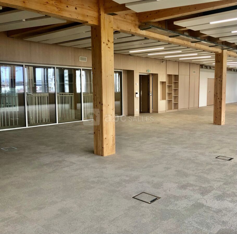 Salle indépendante 200m2 ou 260m2