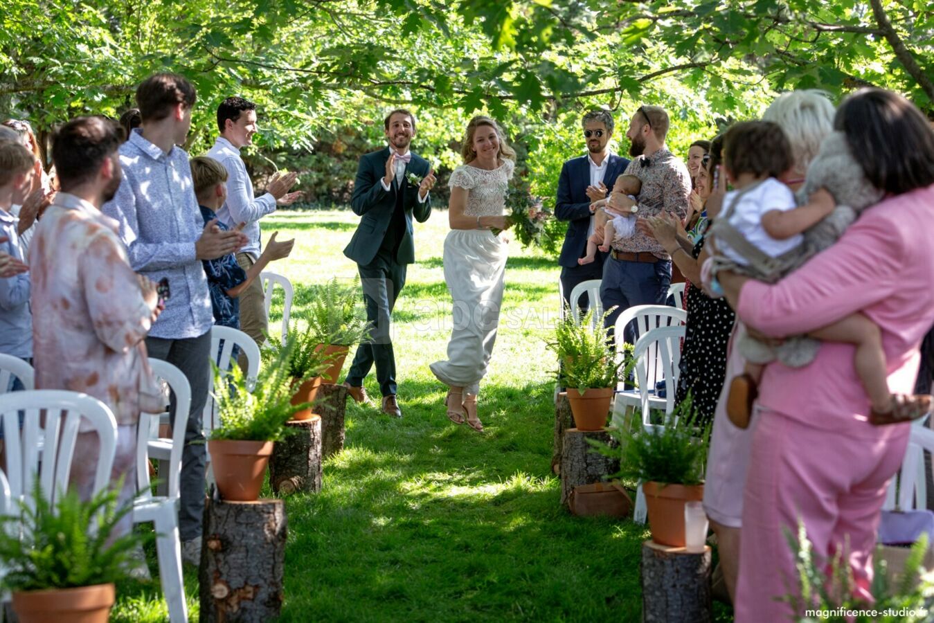 Cérémonie sous les chênes rouges d'Amérique (Photo : magnificence studio)