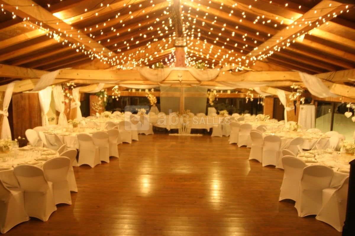 Salle Armagnac avec 98 convives