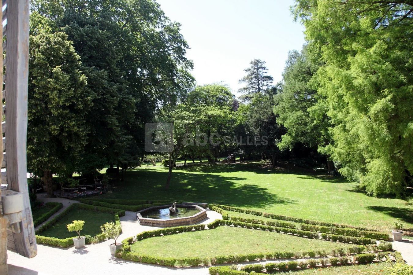 Vue du 1er étage sur le parc